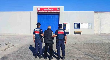 Karı koca çift cinsel istismar suçundan tutuklandı