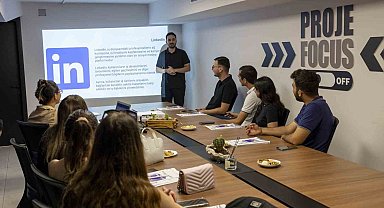 Kariyer Merkezi gençleri iş dünyasına hazırlıyor