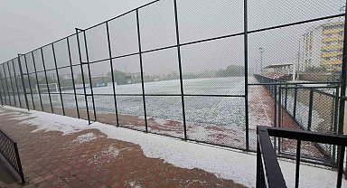 Kastamonu'da dolu yağışı etkili oldu