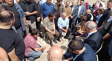 Kayseri protokolü, selde hayatını kaybeden vatandaşın ailesine taziyede bulundu