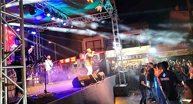 Köyceğiz'de Zafer Bayramı coşkusu akşam da yürüyüş ve konserle sürdü