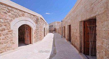 Kültür ve Turizm Bakanlığı Dargeçit'teki 400 yıllık çarşıyı tarihi dokusuna kavuşturdu