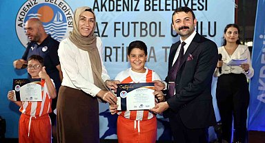 Kursiyer sporcular sertifikalarını törenle aldı