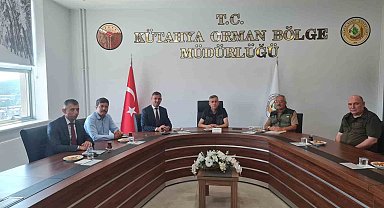Kütahya'da tarım ve hayvancılık alanındaki yatırım ve projeler masaya yatırıldı