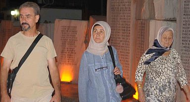 Marmara Depremi'nde enkaz altına kalan Tuna ailesi o anları anlattı