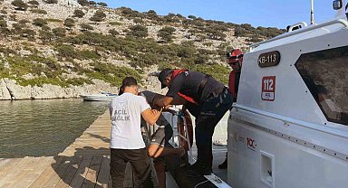 Marmaris'te ticari yatta rahatsızlanan vatandaş tahliye edildi