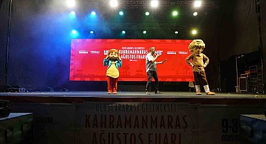 Maysa ve Bulut, minik izleyicileriyle buluştu
