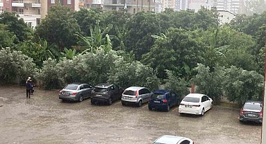 Mersin'de Toroslardan sahile kadar yağmur etkili oldu