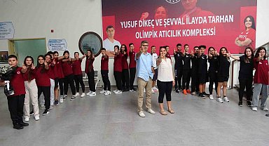 Milli sporcu Yusuf Dikeç: "Kalbinizden anne sevgisini, gönlünüzden ülke sevgisini hiç bir zaman yok etmeyin"
