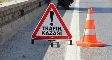 Minibüsün çarptığı motosiklet sürücüsü hayatını kaybetti