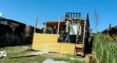 Mudanya'da tarım arazilerindeki Tiny House'lar yıkılıyor