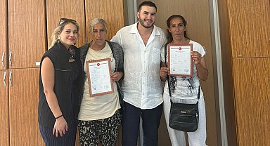 Mustafa Ceceli sözünü tuttu, yangın mağduru iki kardeşe ev aldı