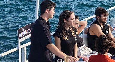 Öğrenciler, 'Merhaba Çin, Merhaba Türkiye' etkinliğinde Boğaz'da buluştu