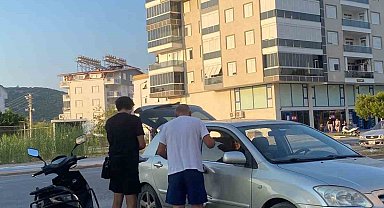 Otomobil ile motosiklet çarpıştı: 1 yaralı