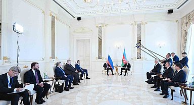Putin, "Azerbaycan ile Ermenistan arasında barış anlaşmasının imzalanmasına katkı sağlamaktan mutluluk duyarız"