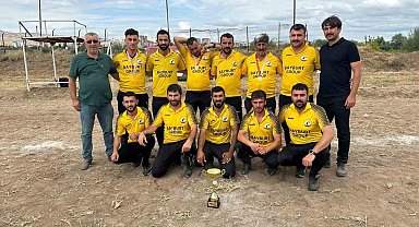 Şampiyon olan Bayburt Atlı Spor Kulübü 1'inci lige yükseldi