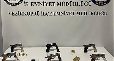 Samsun'da polis uygulamasında 6 tabanca ele geçirildi
