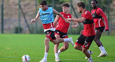Samsunspor'da yaprak dökümü sürüyor