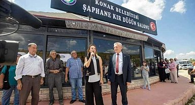 Şaphane'deki düğün salonunu AK Parti yaptı, CHP'li Konak Belediyesi'nin ismi verildi