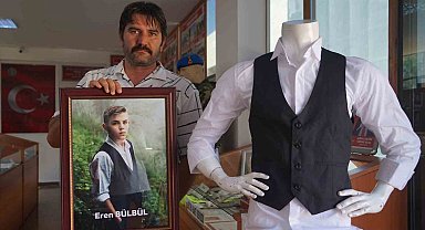 Şehit Eren Bülbül'ün o fotoğrafındaki kıyafetleri bu müzede sergileniyor
