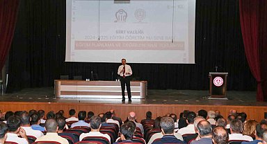 Siirt'te 2024-2025 eğitim öğretim yılı değerlendirme toplantısı yapıldı