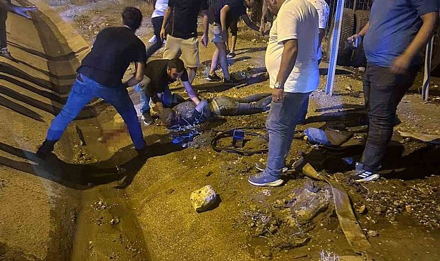Siirt'te freni boşalan su tankeri devrildi: 2 yaralı