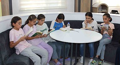 Siirt'te öğrencilerin yeni adresi İbrahim Hakkı Halk Kütüphanesi oldu