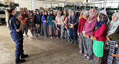 Simav'da 34 sera çalışanı kadına "KADES" tanıtıldı