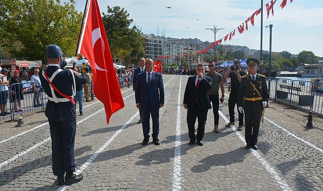 Sinop'ta 30 ağustos coşkuyla kutlandı