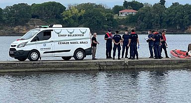 Sinop'ta denizde erkek cesedi bulundu