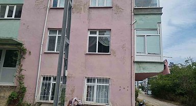 Sinop'ta yüksekten düşen çocuk yaralandı