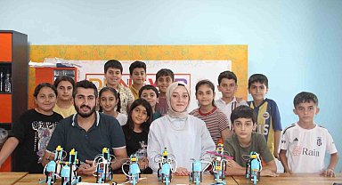 Şırnak'ta ilk defe açılan Deneyap atölyesi yaz okulunda robotik kodlama eğitimleri verecek