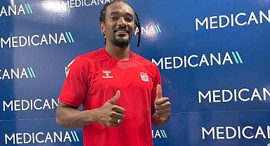 Sivasspor'un yeni transferi Samuel Moutoussamy sağlık kontrolünden geçti