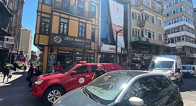 Solaryum cihazının kablosunda çıkan yangın korkuttu