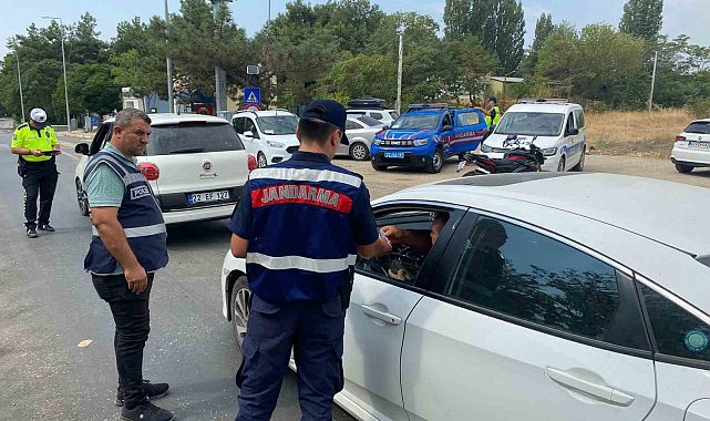 Süloğlu'nda emniyet ve jandarmadan ortak uygulama