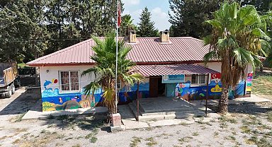 Tarsus Belediyesi köy okulunda tadilat yapıyor