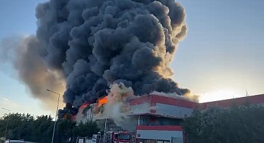 Tekirdağ'daki fabrika yangını büyük oranda kontrol altına alındı