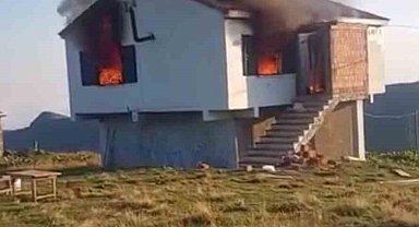 Trabzon'un Haçovit Yaylası'nda yangın: 3 ölü