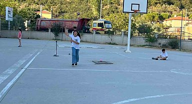Ula'da çocuklar volo branşıyla tanıştı