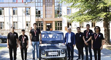 Vali Dağlı, "Gençlerimizin bilim ve teknolojiye sunacağı her katkı önemli"
