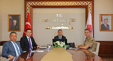 Vali Eldivan, Bakan Yerlikaya ve Tekin'in başkanlığında yapılan toplantıya VKS üzerinden katıldı