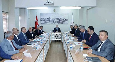 Vali Köşger: ""Eğitim toplumda vazgeçilmeyecek en temel unsurlardandır"