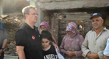 Vali Ünlü, yangından etkilenen mahallelerde incelemelerde bulundu