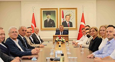 Vali ve başkan iş adamları ile buluştu