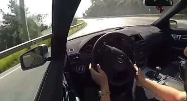 Virajları drift atarak geçen sürücüye 33 bin TL'lik fatura