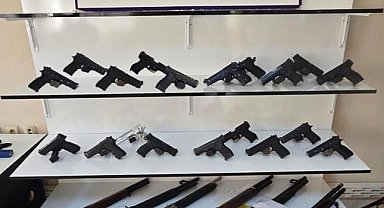 Yüreğir polisleri 25 silah ele geçirdi