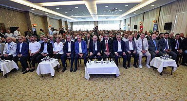 Yusuf Alemdar depremi hatırlatıp Sakarya'ya seslendi: "Gelin sokağında yürüdüğümüz şehri birlikte inşa edelim"