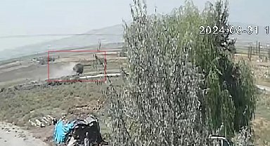 1 kişinin öldüğü 2 kişinin de yaralandığı minibüs kazası güvenlik kamerasında