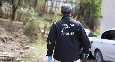 18 yıl önce kaybolan kadının oğlu gözaltına alındı, evinde ve bahçesinde arama çalışması başlatıldı