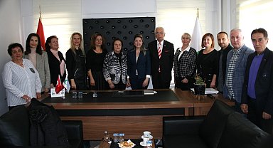 25 yıldır ihtiyaç sahibi insanların imdadına yetişiyor